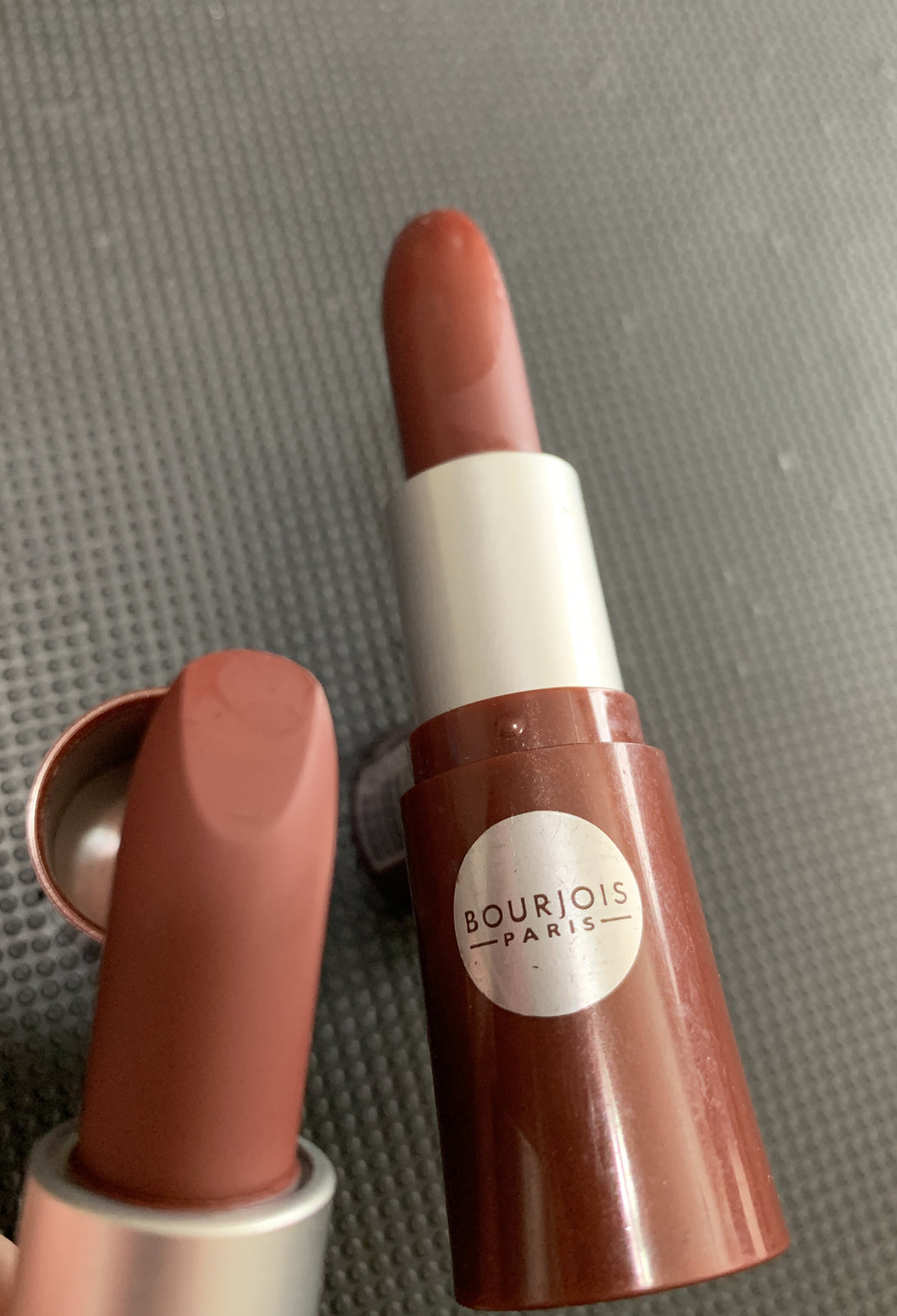 Set of 2 Bourjois Lovely Rouge Lipstick 18 Brun Prefere - 0.1 oz Each