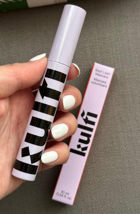 Volumizing Tubing Mascara with Lash-Nourishing Ingredients - Smudge Proof & Waterproof