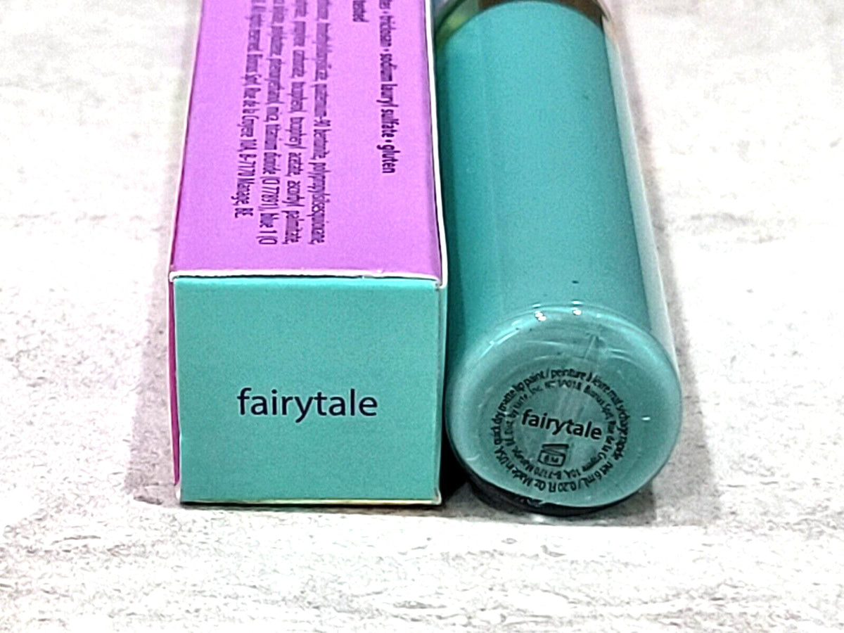 Bright Aqua Blue Matte Lip Paint - Long-Lasting Lipstick - Fairytale Shade