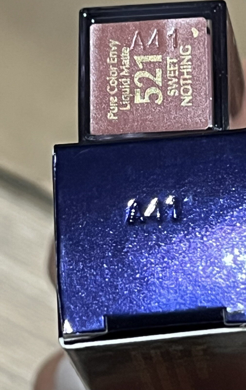 Estee Lauder Pure Color Envy Liquid Lipstick 521 Sweet Nothing