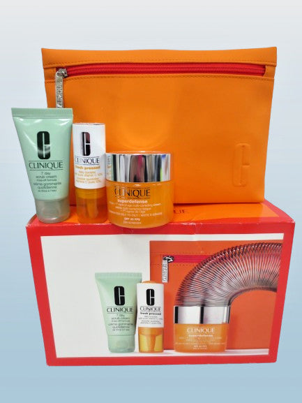 Clinique Daily Defense 4-Piece Skincare Gift Set