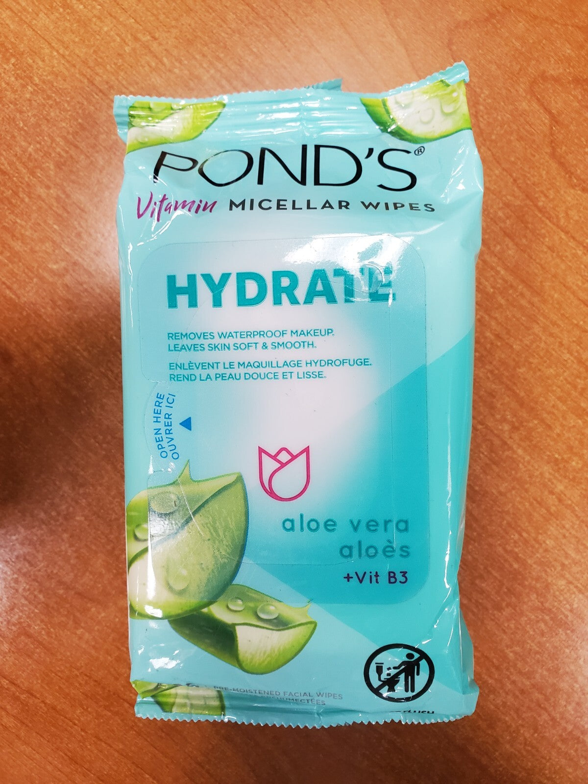 Pond's Vitamin Micellar Wipes Hydrate Aloe Vera – 6 Packs of 25