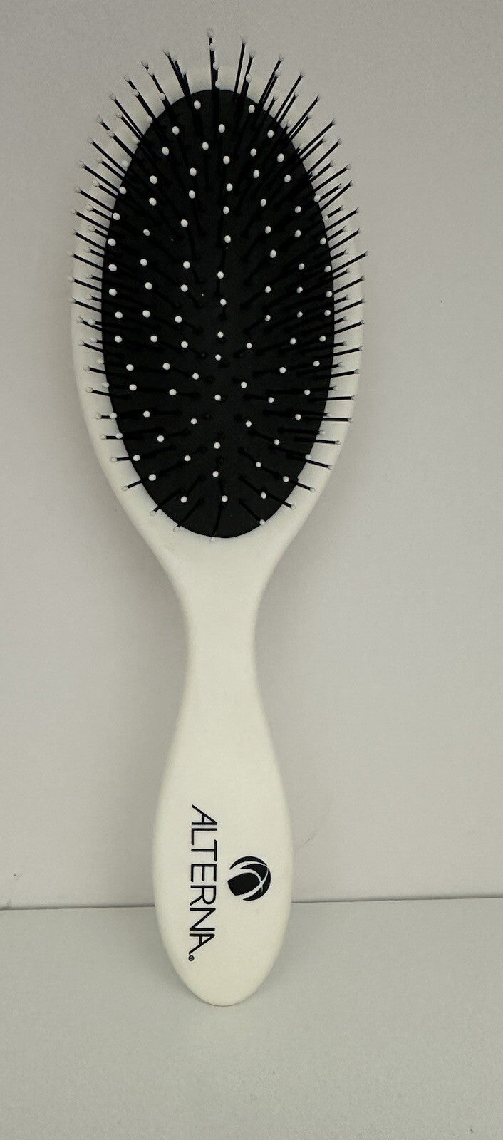 Detangling Hair Brush for White & Black Hair - Alterna CAVIAR