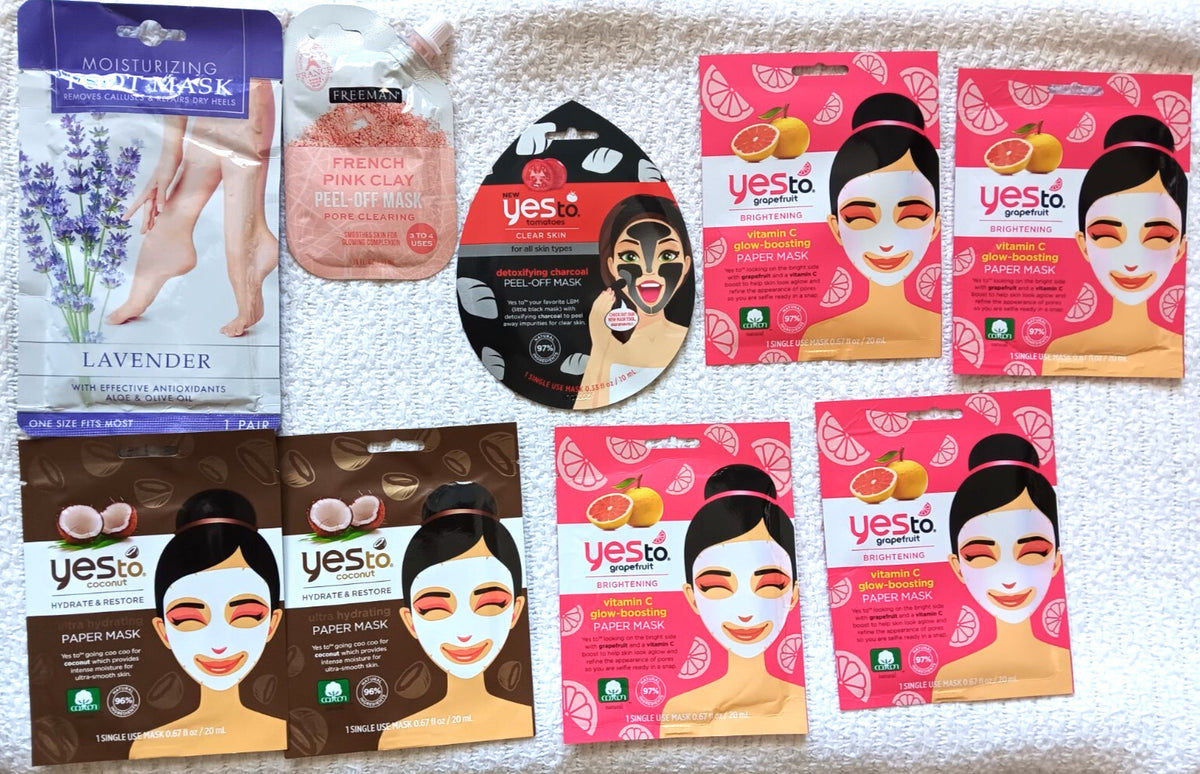 Charcoal Coconut Foot Peel Off Mask - Brightening