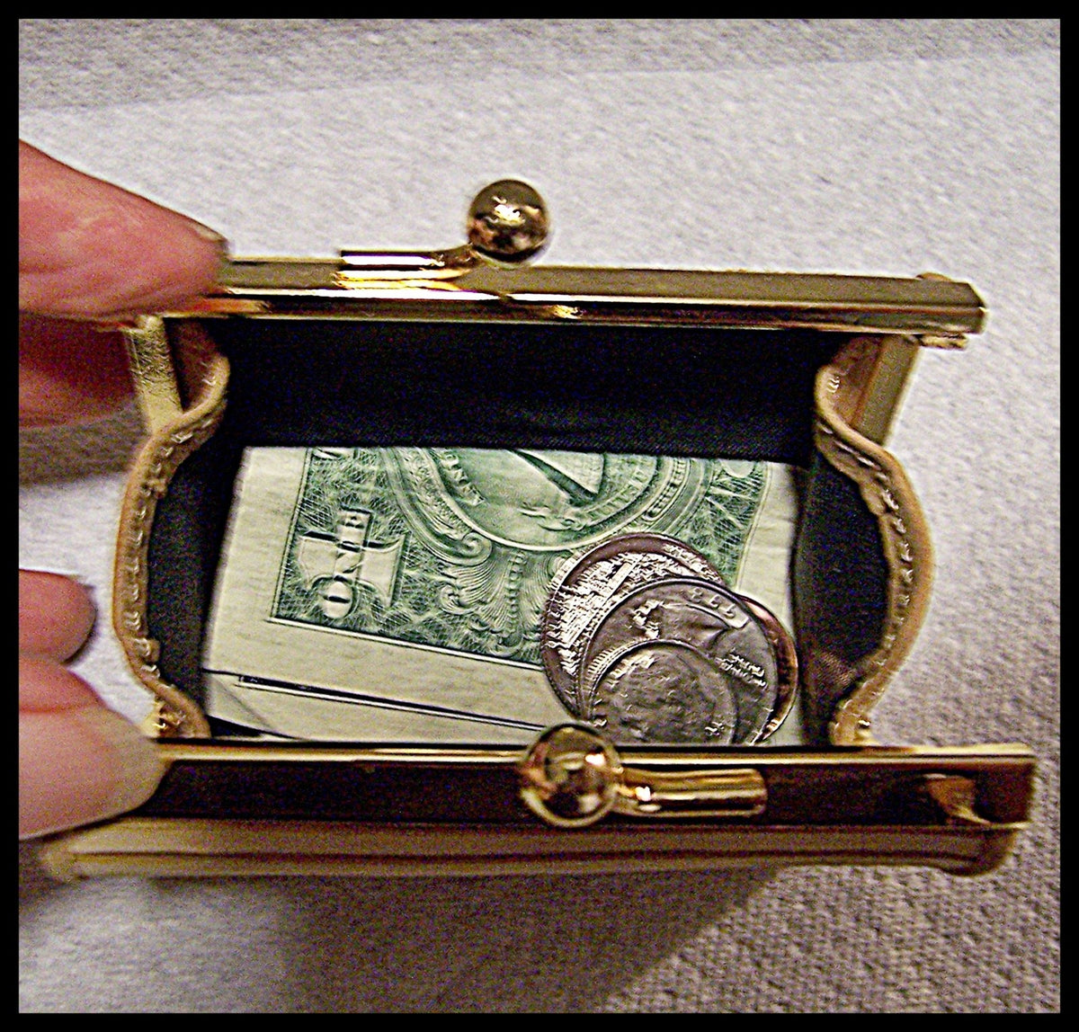 Mini Coin Purse for Keys Lipstick Money Makeup White Small Wallet