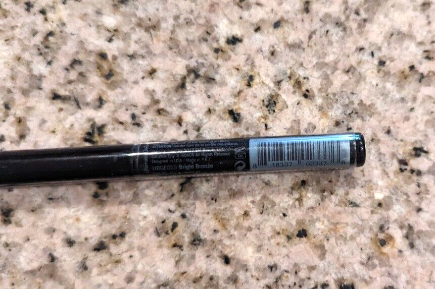 Gel Eyeliner in Bright Bronze - Waterproof Eye Makeup for Precise Definition 0.2g