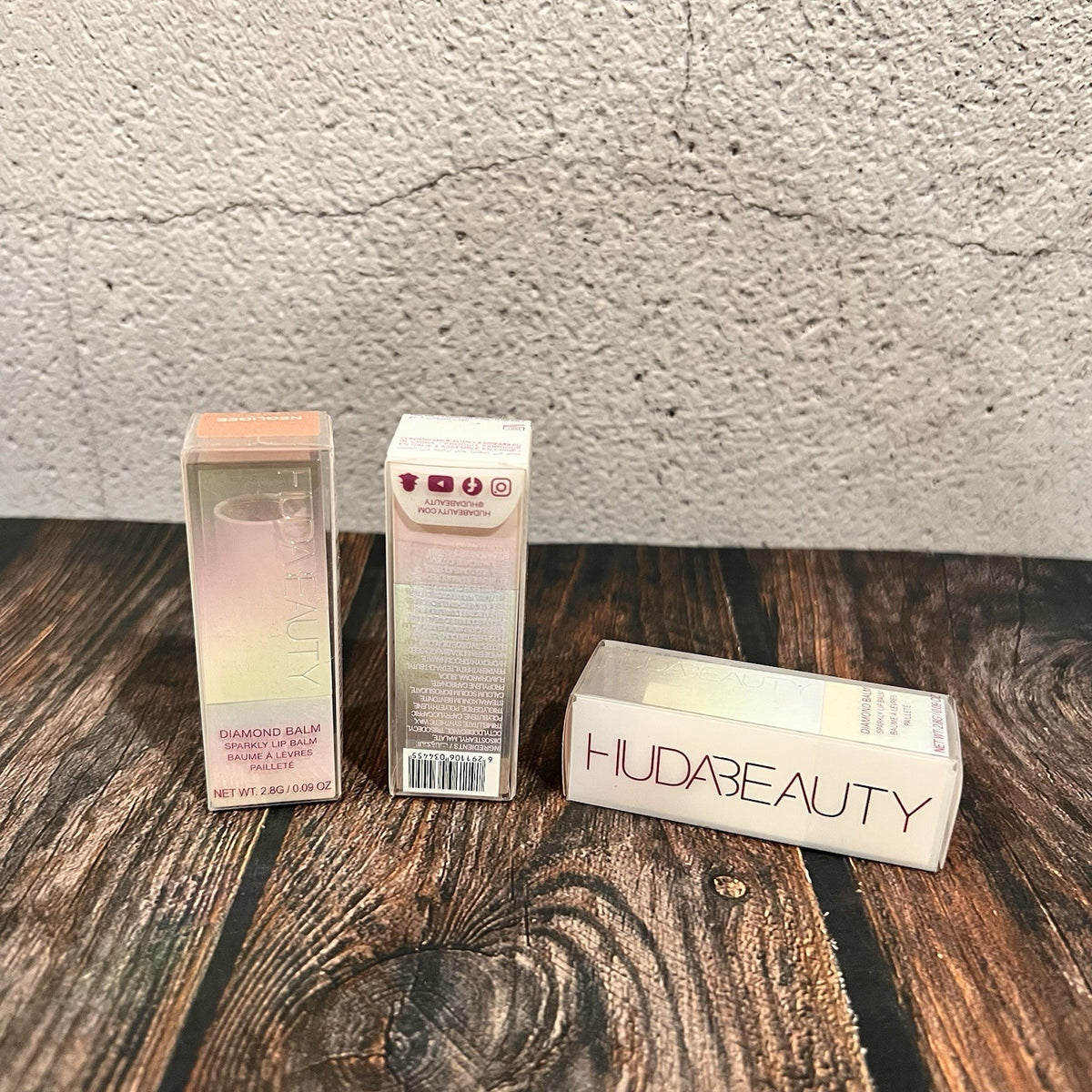 Sparkly Lip Balm with Diamond Shine - NEGLIGEE Beige Brown 2.8g