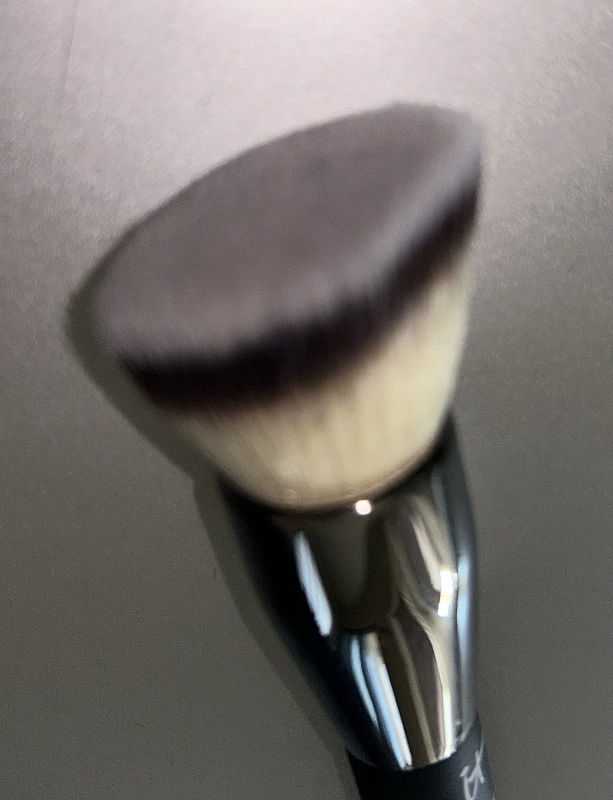 Makeup Brush for Foundation Serum - No. 29, Heavenly Luxe, Sealed