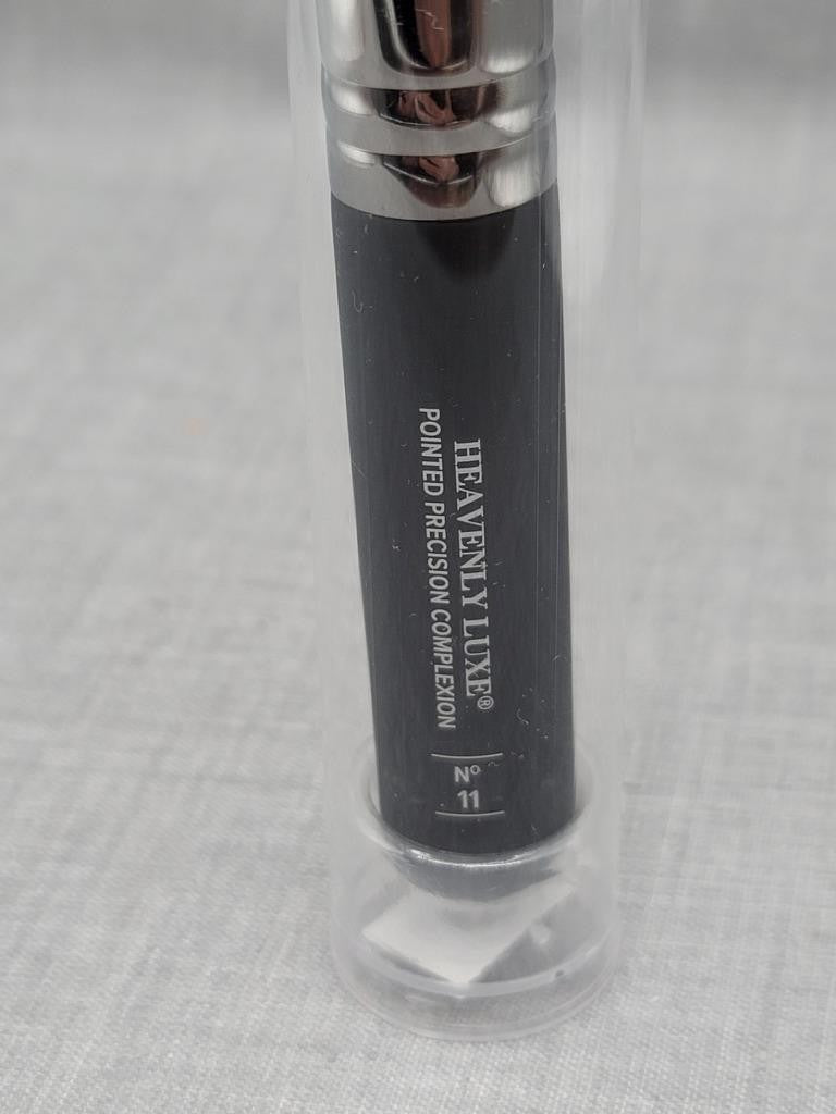 Makeup Brush - Precise Complexion Foundation & Concealer Tool No. 11