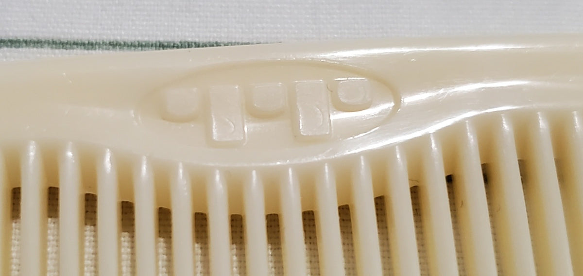 Vintage Tip Top Unbreakable Hair Comb Set - 6 Beige & Green 5-inch Combs
