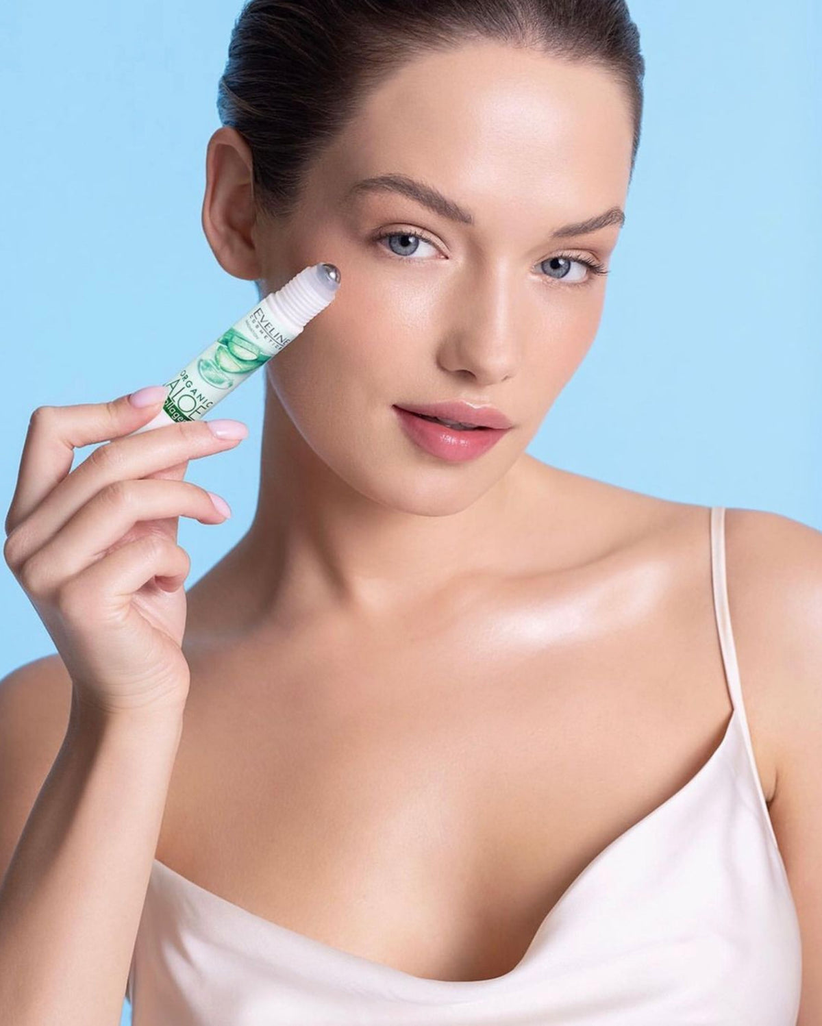 Organic Aloe Collagen Under Eye Roll-On Moisturizer for Dark Circles & Puffiness
