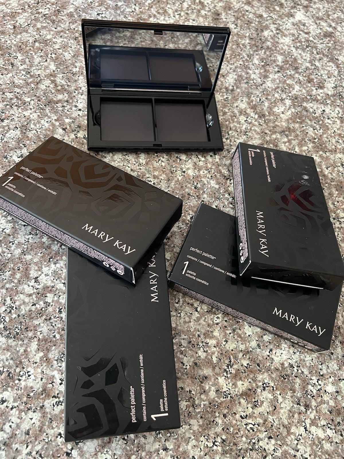 Mary Kay Compact Perfect Palette Limited Edition Unfilled New