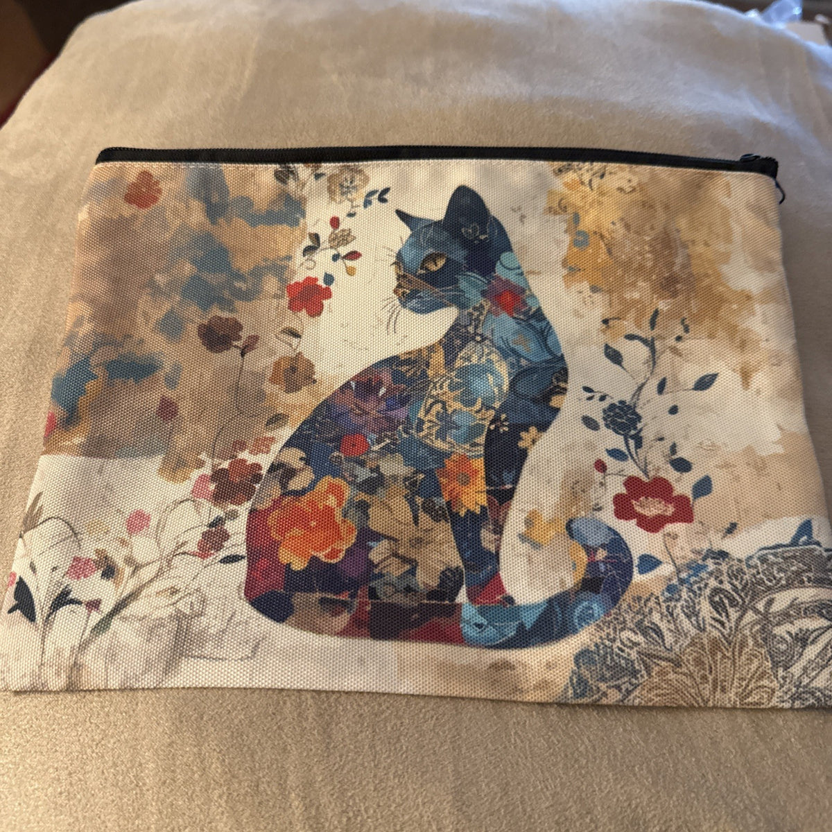 Floral Cat Pattern Makeup Bag – Stylish Cosmetic Organizer for Women