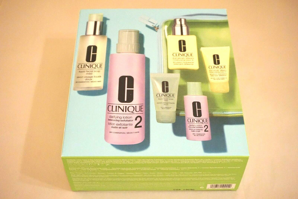 Clinique 3-Step Skin Care System for Dry & Combination Skin Full & Travel Sizes