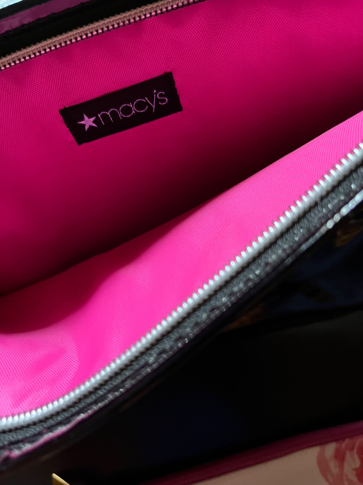 Travel Cosmetic Bag for Makeup & Skincare - Unisex Beauty Organizer