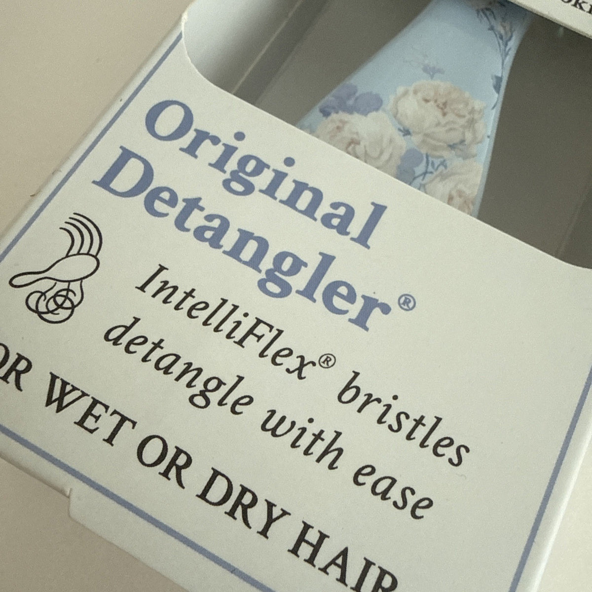 Large Detangler Brush with Rosette Design - LoveShackFancy x Wet Brush Everblooming