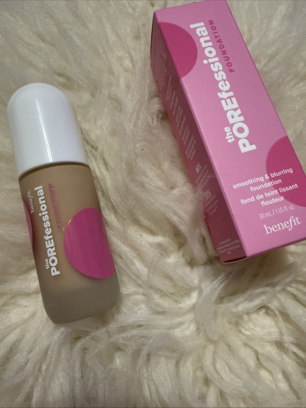 Benefit Smoothing Blurring Foundation 11W - Flawless Face Makeup