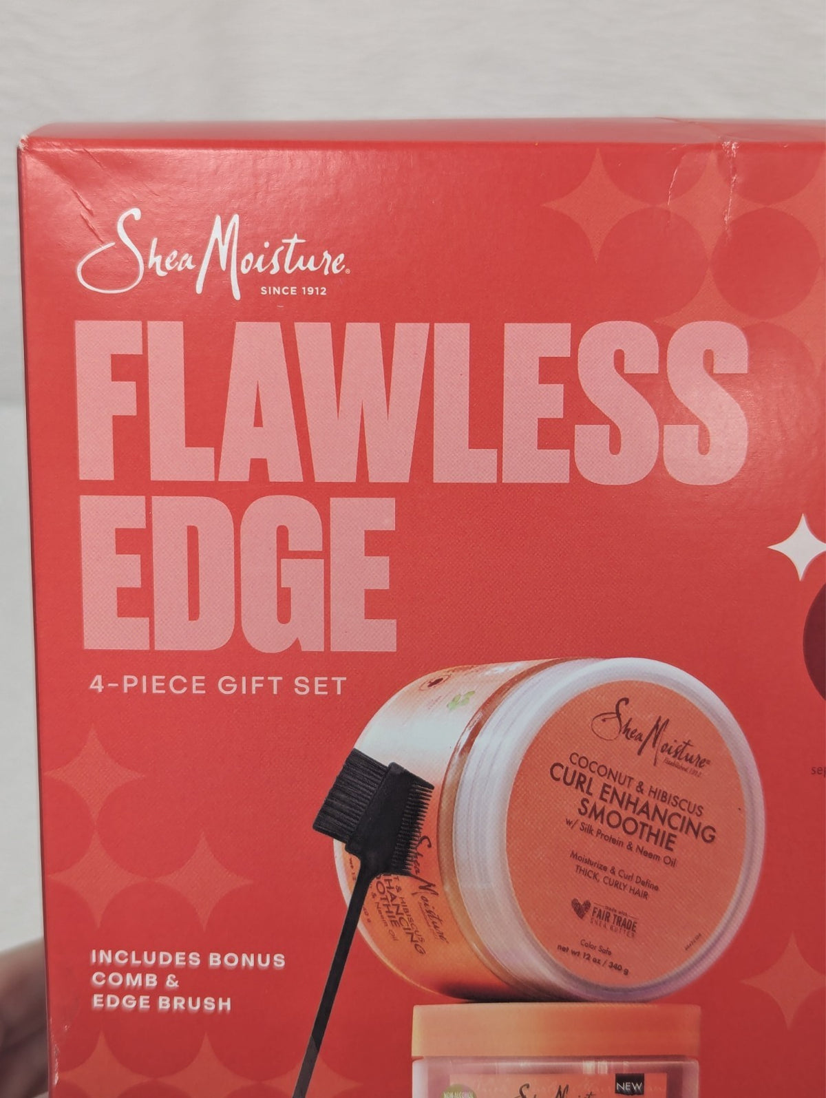 Shea Moisture - Flawless Edge 4-Piece Christmas Gift Set