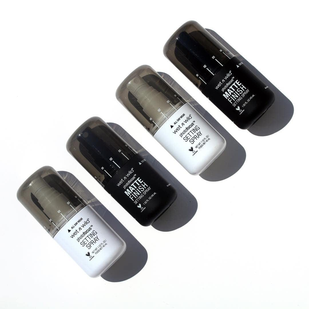 All-Day Matte Setting Spray with Aloe Vera for Flawless Makeup Finish