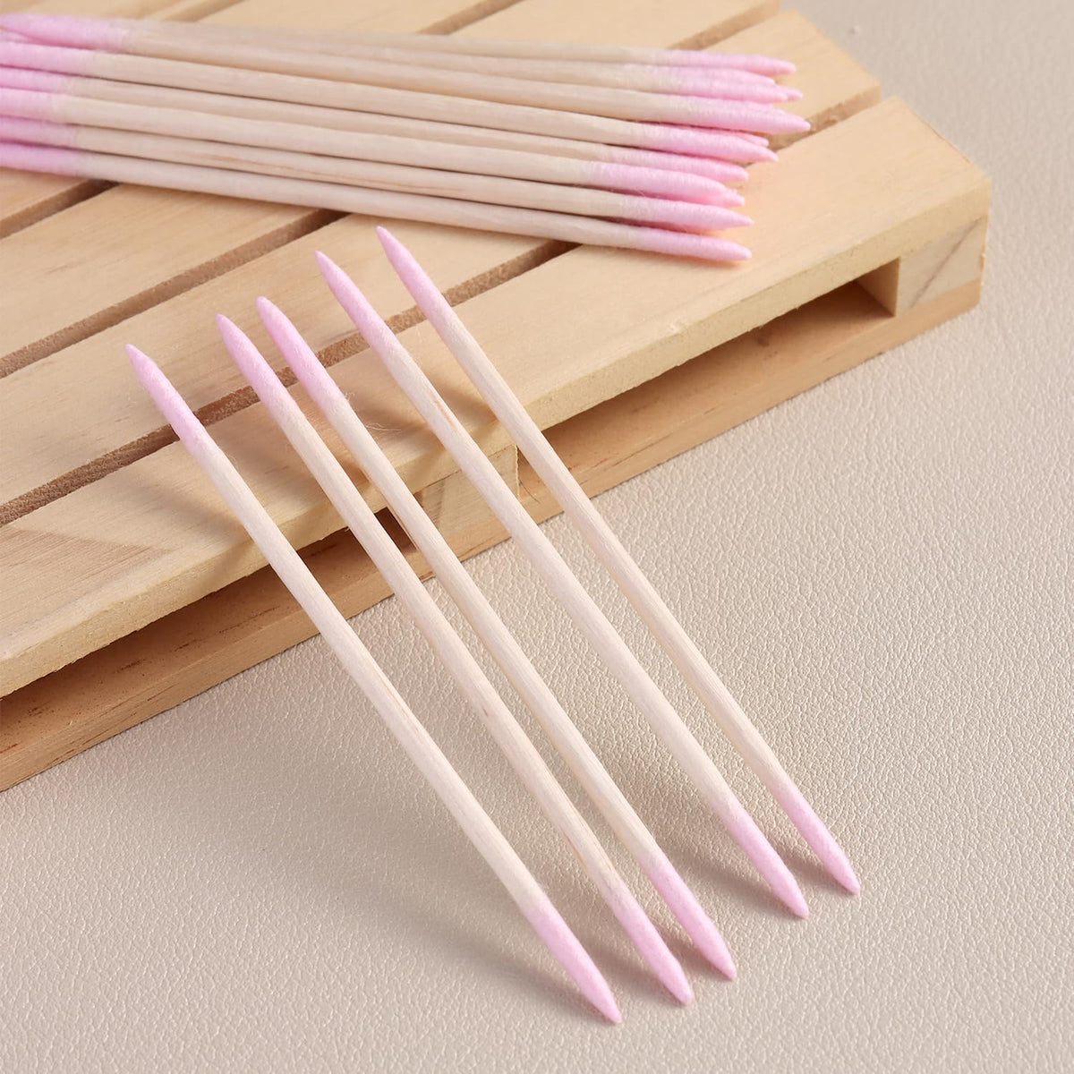Pink Double-Head Cotton Swabs for Makeup & Precision Cleaning, 200 Pieces