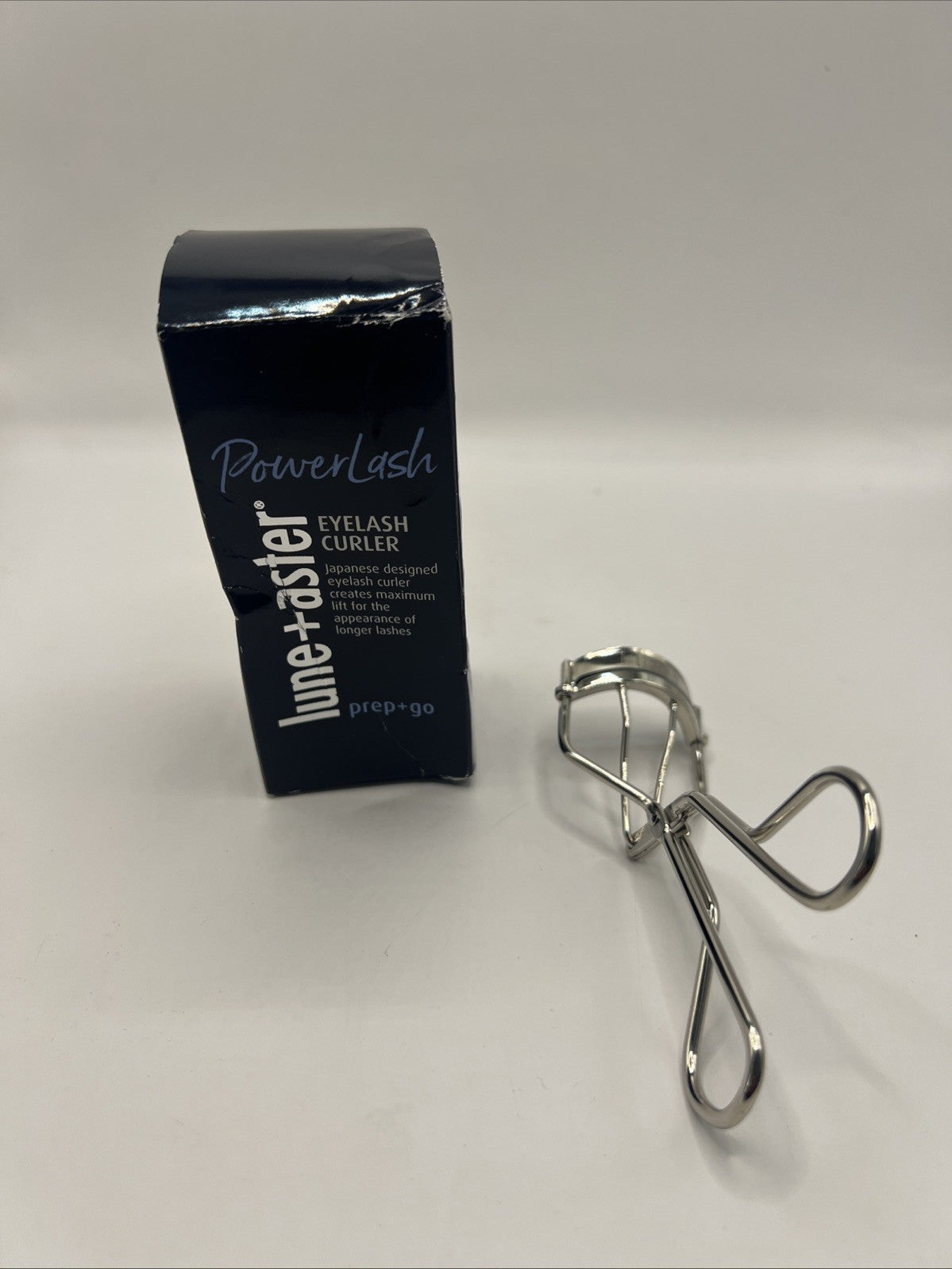 Eyelash Curler - Reusable, Handheld Eyelash Curling Tool for Beautiful Eyes