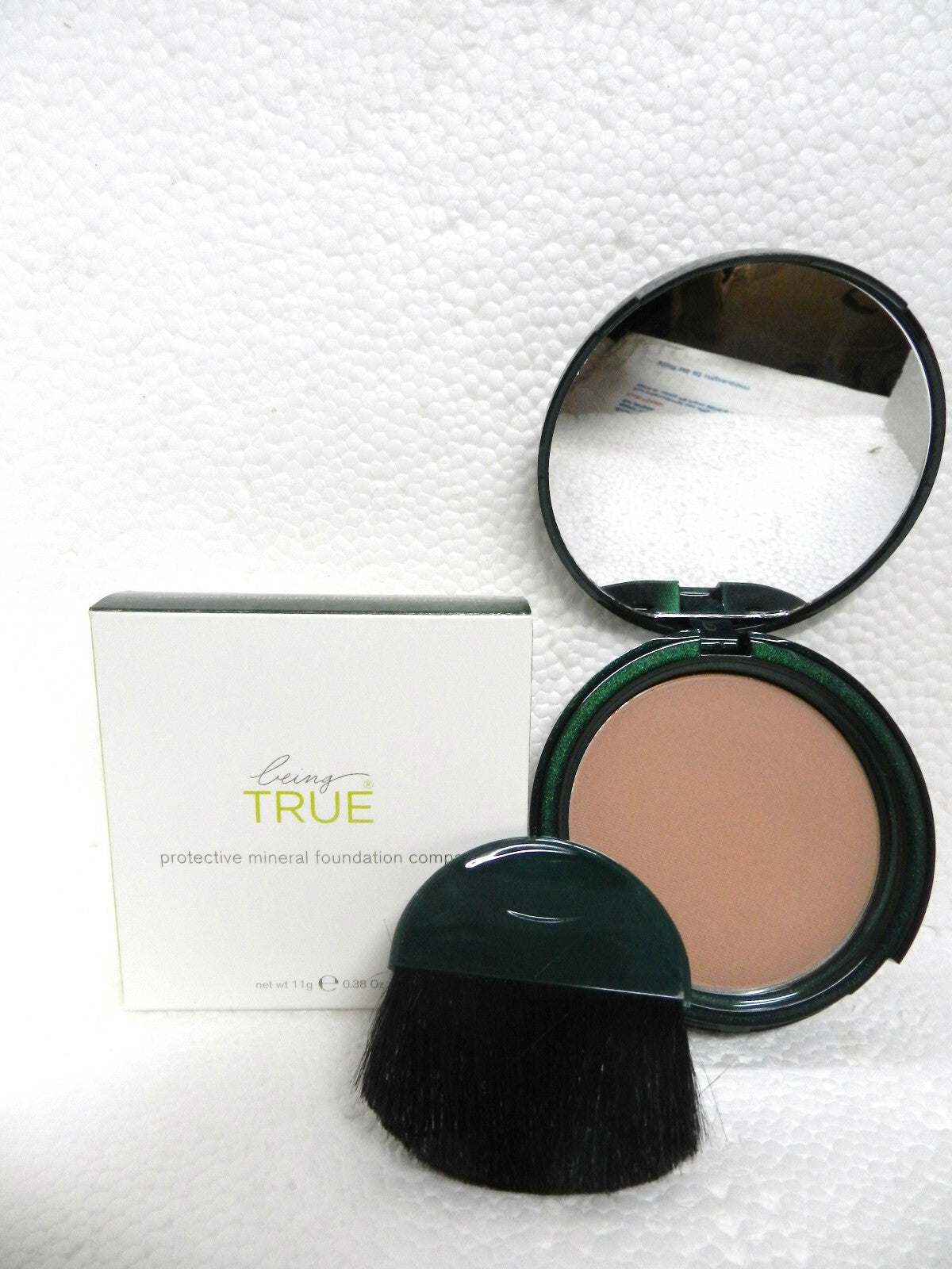 Mineral Foundation Compact SPF 17 Tan Shade Natural Coverage Face Makeup