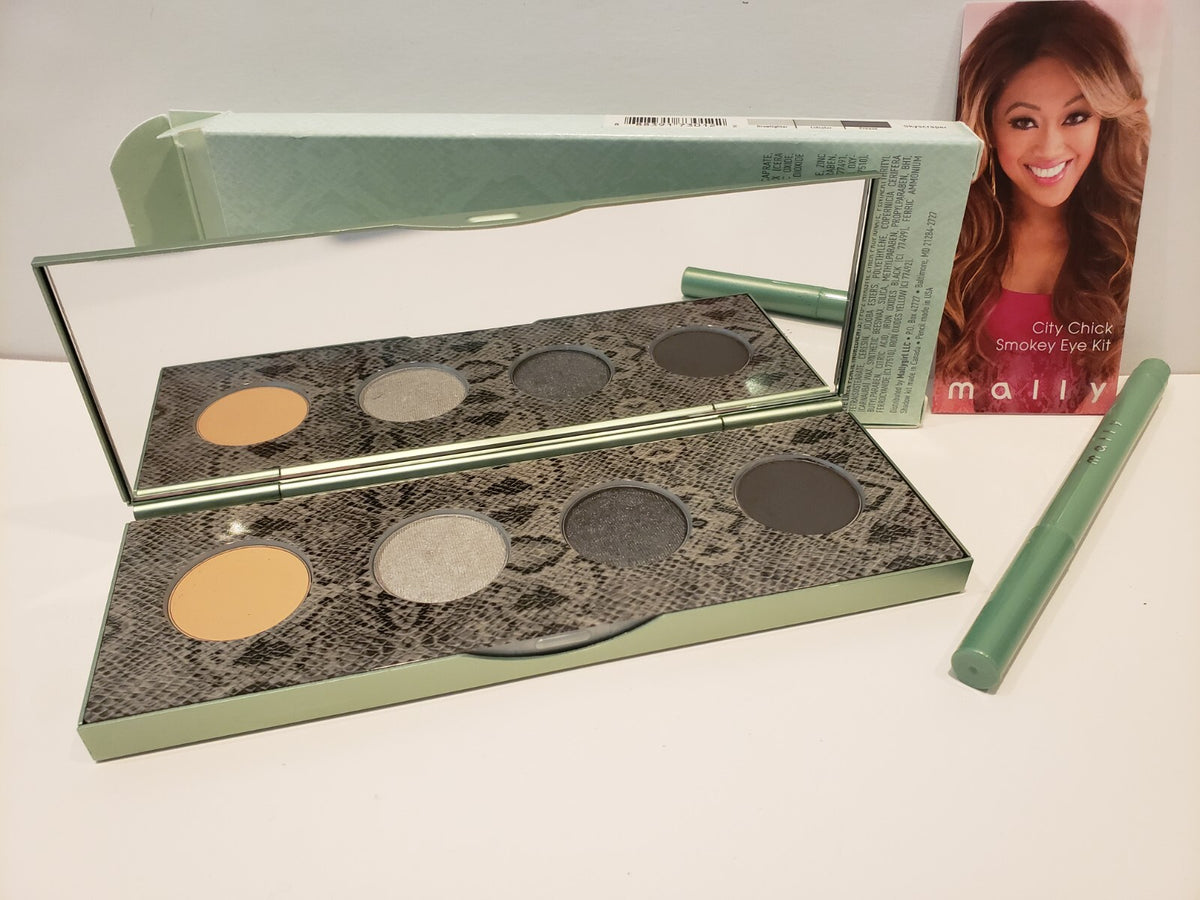 Smokey Eye Kit with Eyeshadows and Eyeliner - Skyscraper Style