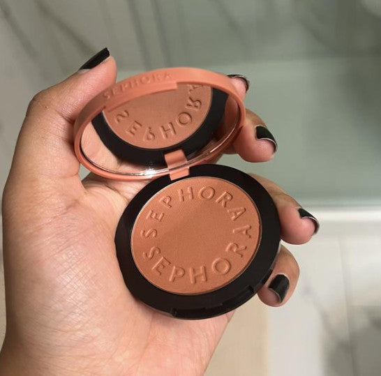 Colorful Blush Palette with 7 Shades - Vegan & Buildable Powder Makeup