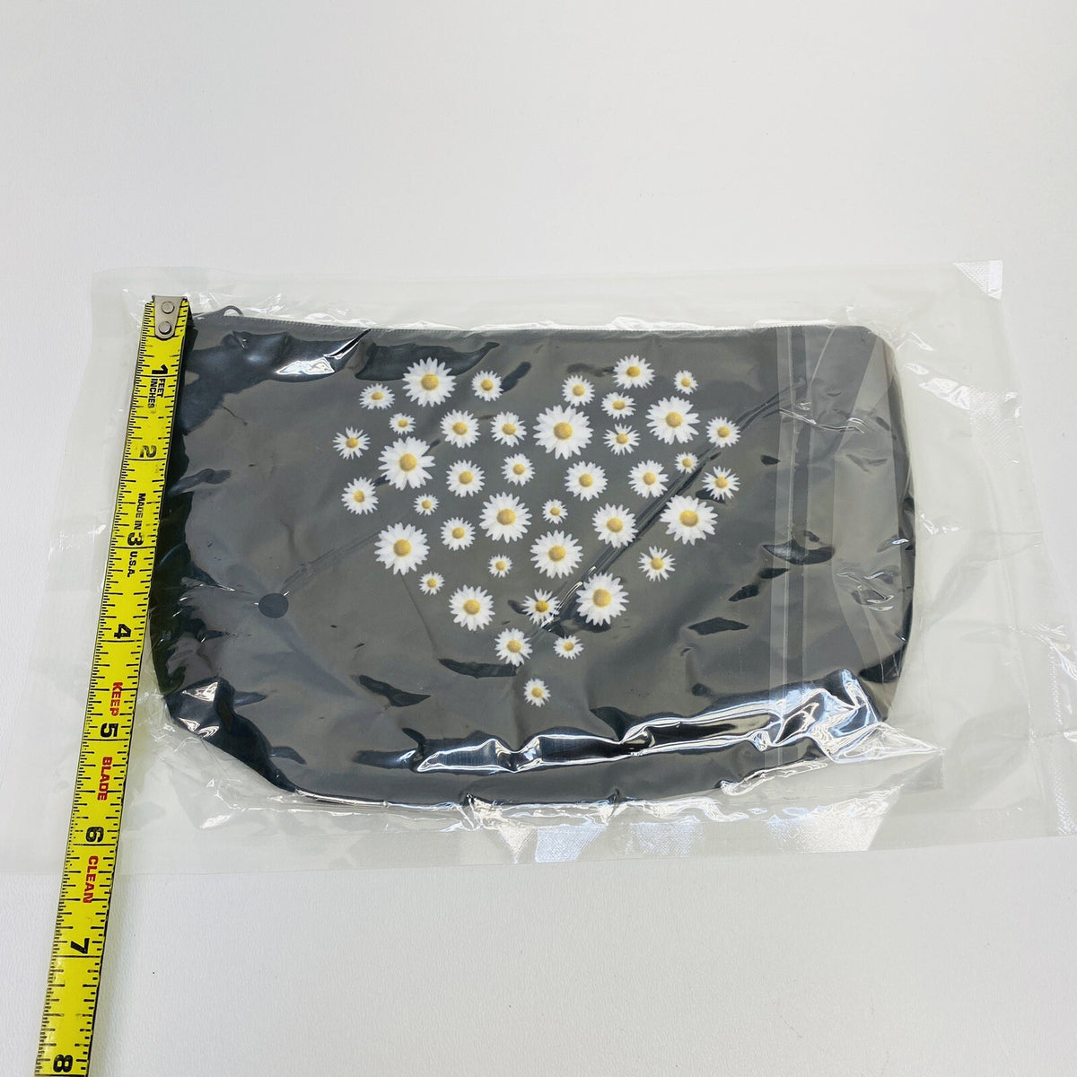 Small Daisy Print Makeup Bag Zippered Cosmetic Organizer Black Gift