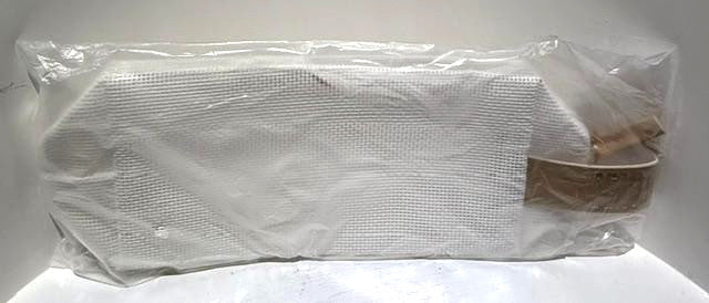 Beautycounter Zippered Mesh Cosmetic Travel Pouch in White/Gold Fast 11x4in
