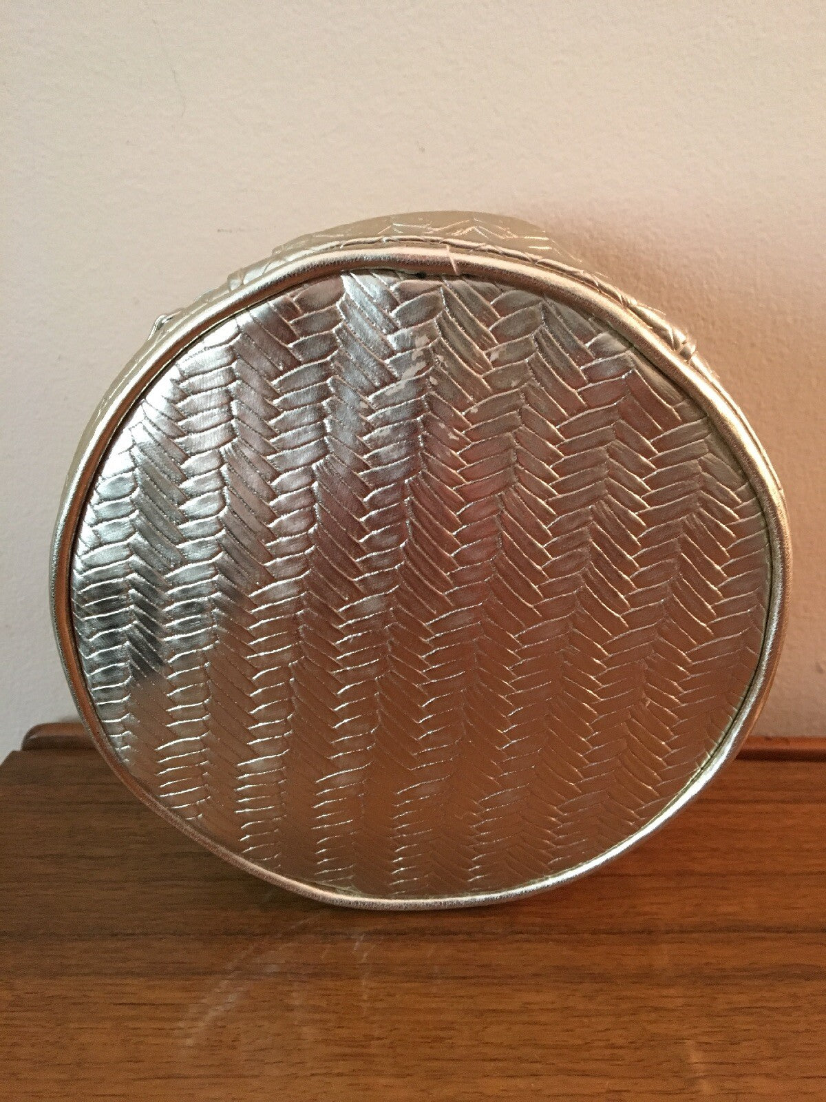 Travel Makeup Case in Gold Metallic Faux Leather - Compact & Stylish