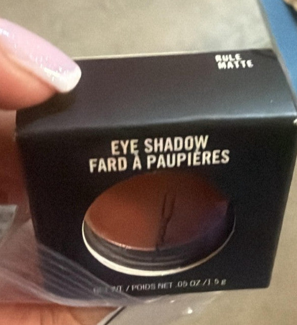 MAC Matte Burnt Orange Eyeshadow - Highly Pigmented, Long-Lasting, Full Size