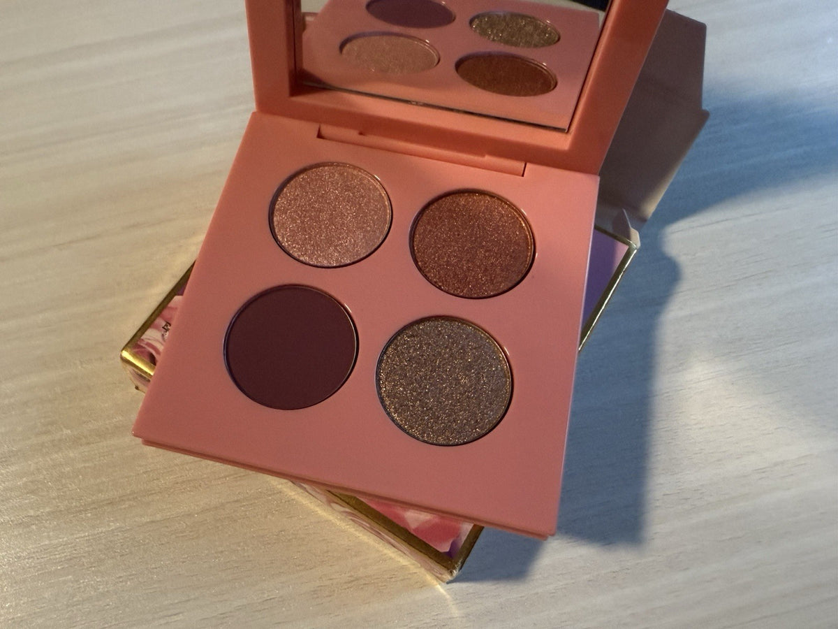 Eye Shadow Quad - Luxe, Buildable, Versatile Shades for Eye Makeup