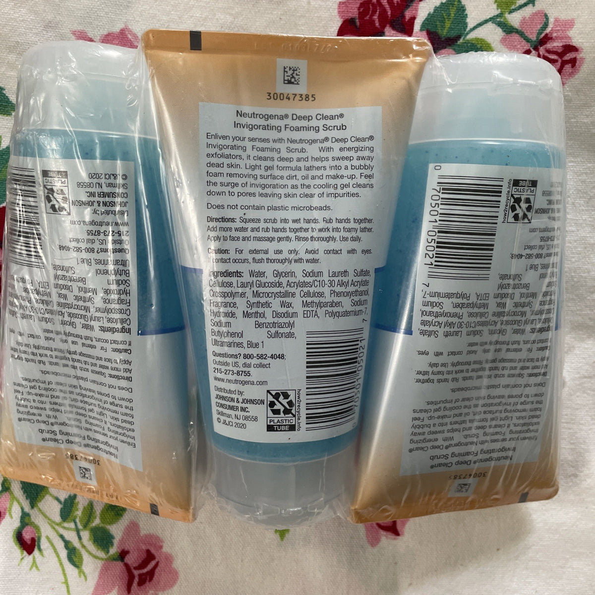 3~Neutrogena Deep Clean Invigorating Foaming Scrub 4.2oz HTF Factory