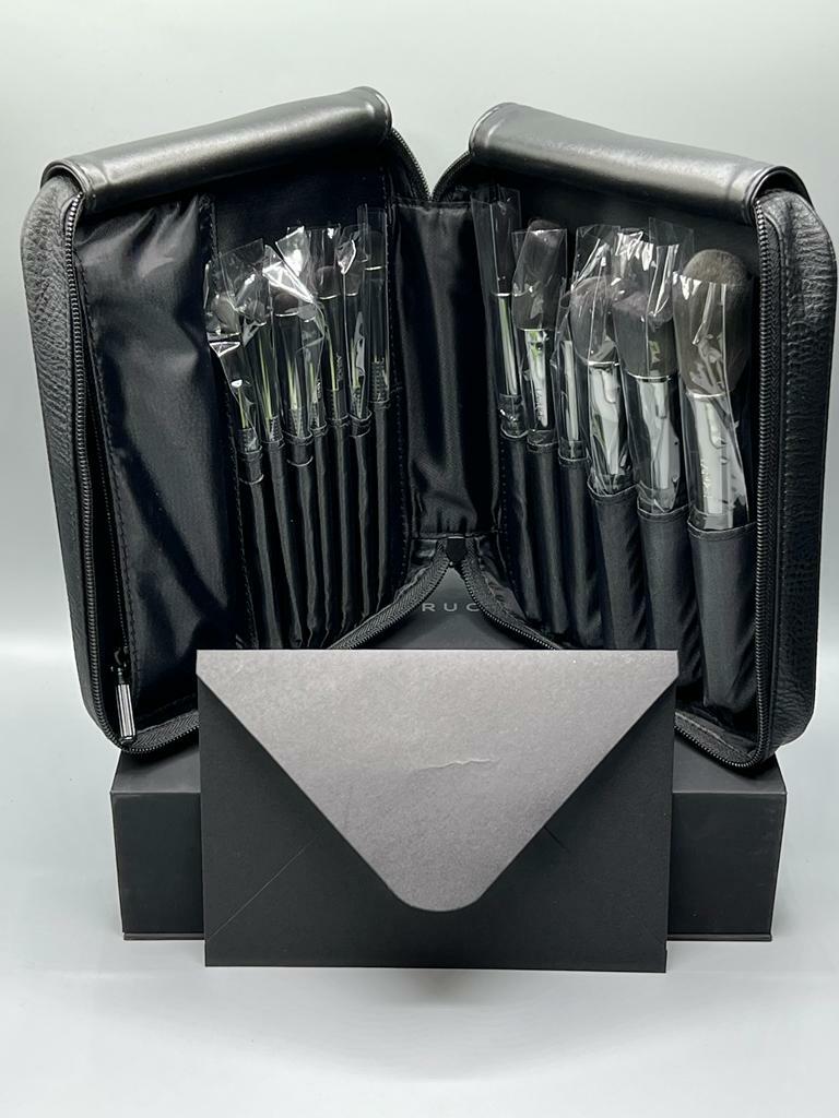 13-Piece Makeup Brush Set with Case – Professional Cosmetic Tools