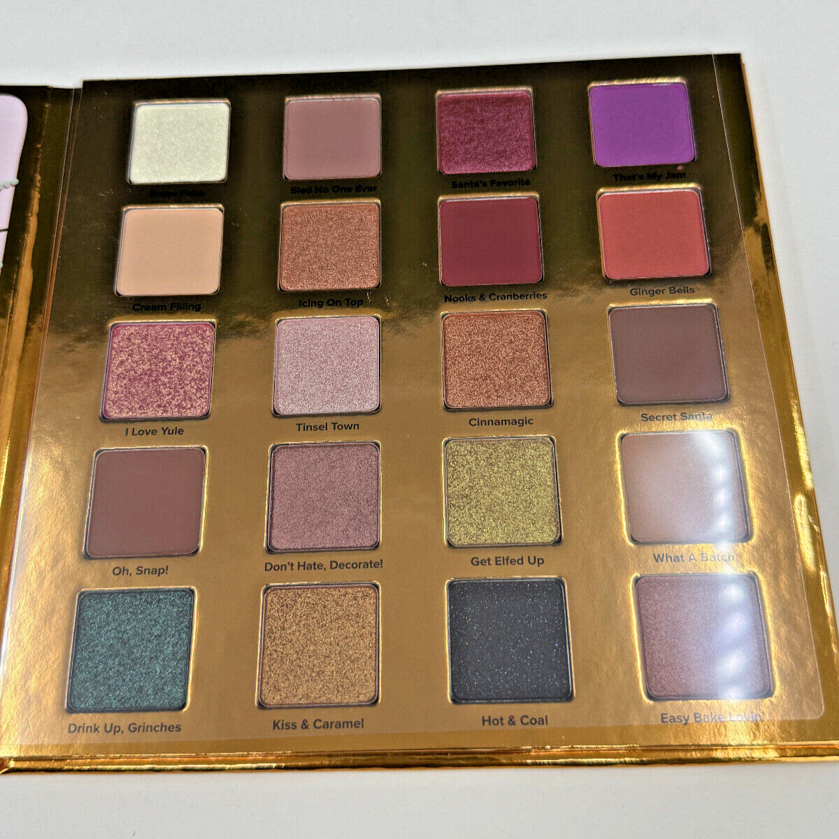 Christmas Cookie House Party Eyeshadow Palette - 20 Exclusive Shades