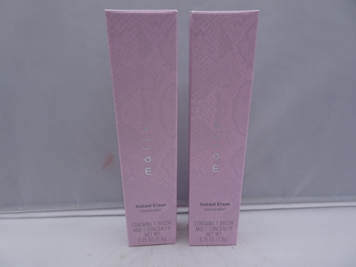 Face Concealer Medium - Instant Erase Makeup Corrector with Brush - Multiple Quantities