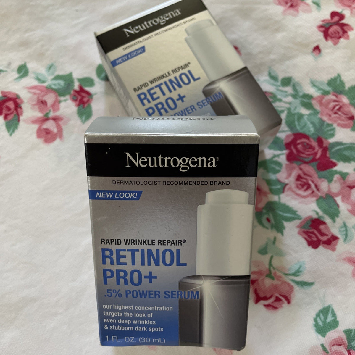 Neutrogena Rapid Wrinkle Repair Retinol Serum Set - Anti-Aging Skincare