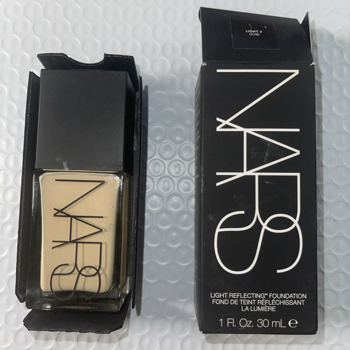 NARS Light Reflecting Foundation Gobi (Light 3) 30ml / 1oz - Flawless Skin