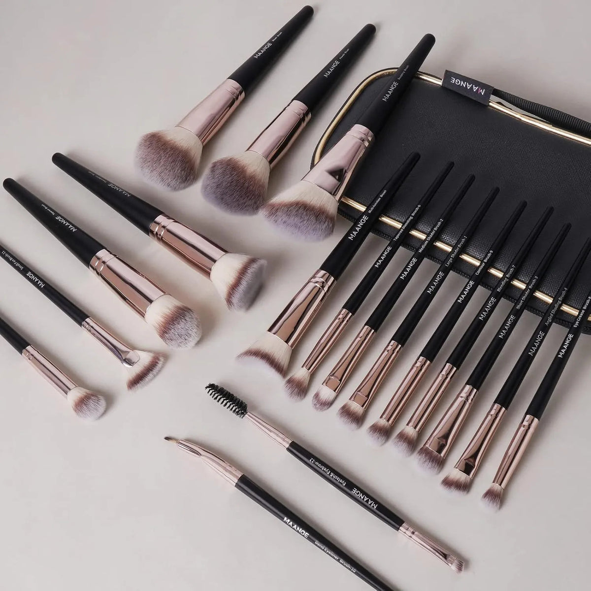Professional 18-Piece Makeup Brush Set with Travel Case - Synthetic Face Kabuki Kit