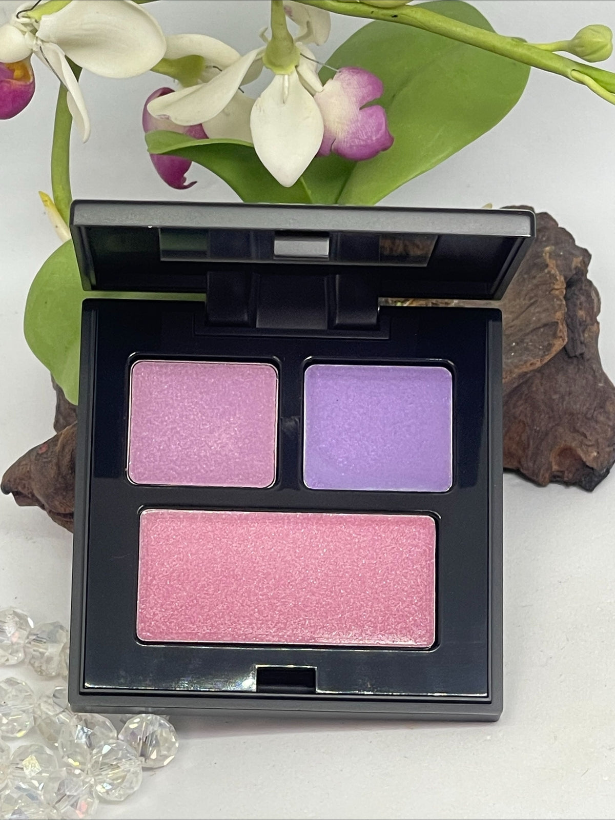 Seaweed Water Gel Eyeshadow & Blush Compact Lady Elliot - New