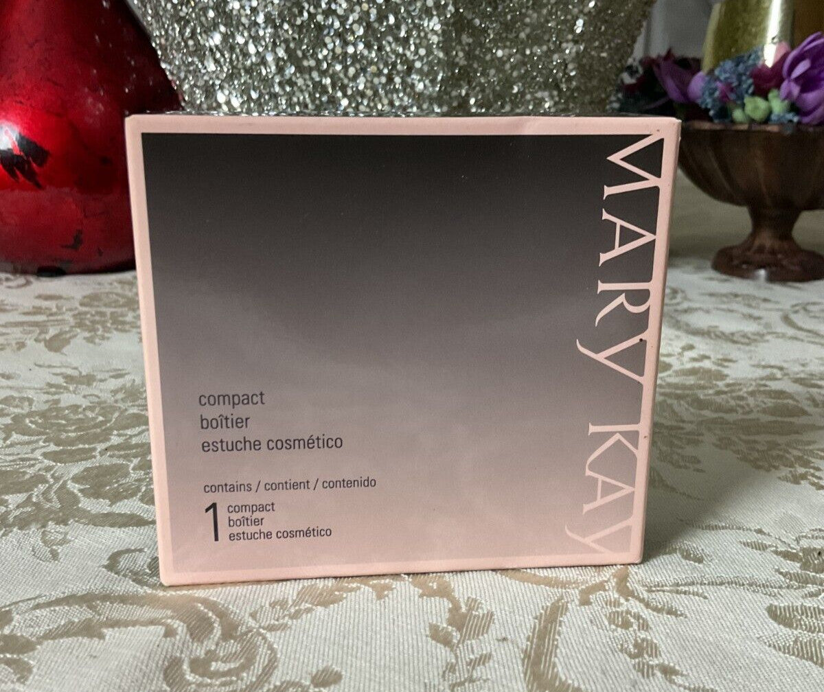 Mary Kay Cosmetic Organizer: Compact with Lipstick Holder