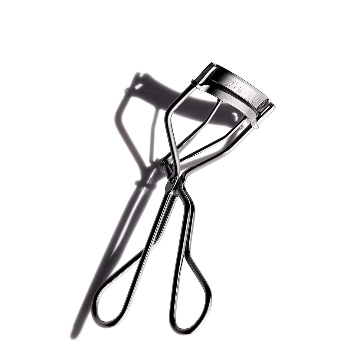 Eyelash Curler with Gentle Silicone Pads - Universal Fit, Edge-Free