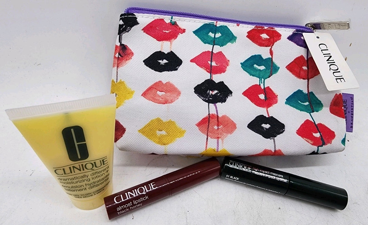Clinique 4-Piece Gift Set with Lipstick Mascara & Moisturizer