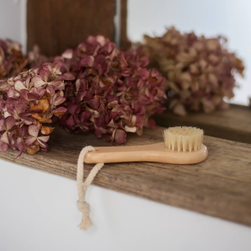 Natural Lotus Wood Face Brush with Bristles for Gentle Skin Cleansing