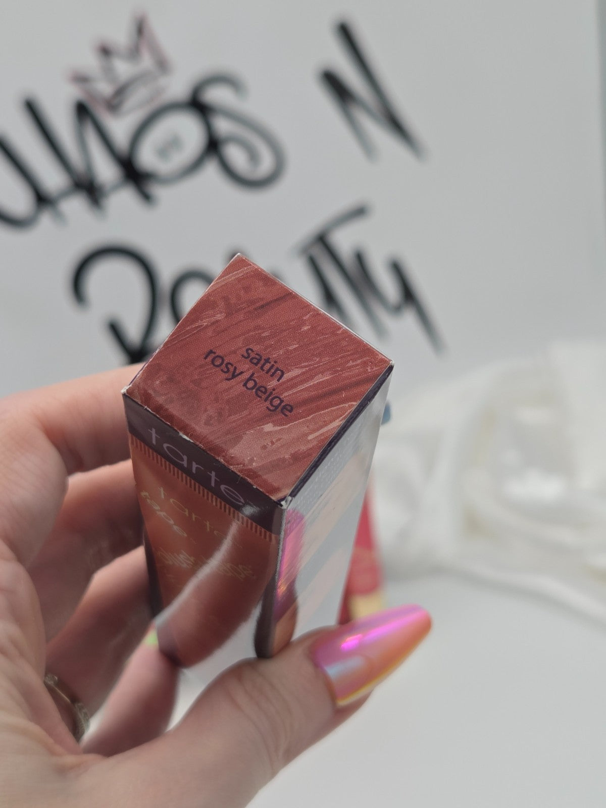 Liquid Blush Tape Full Size – 0.4 oz / 11.3 g (Shade Conf. Varies)