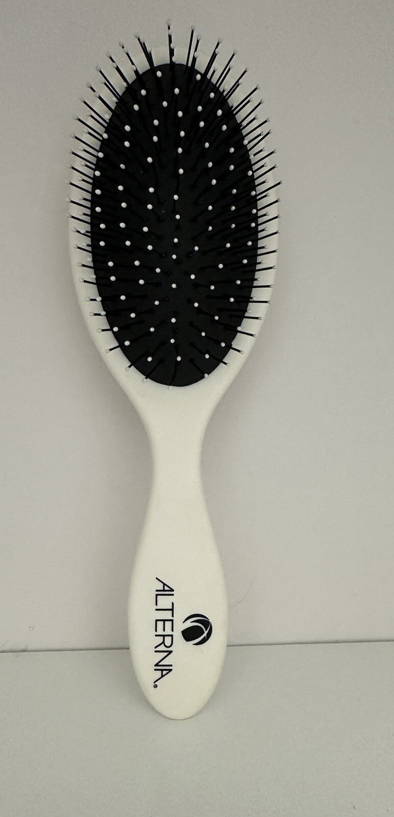 Detangling Hair Brush for White & Black Hair - Alterna CAVIAR