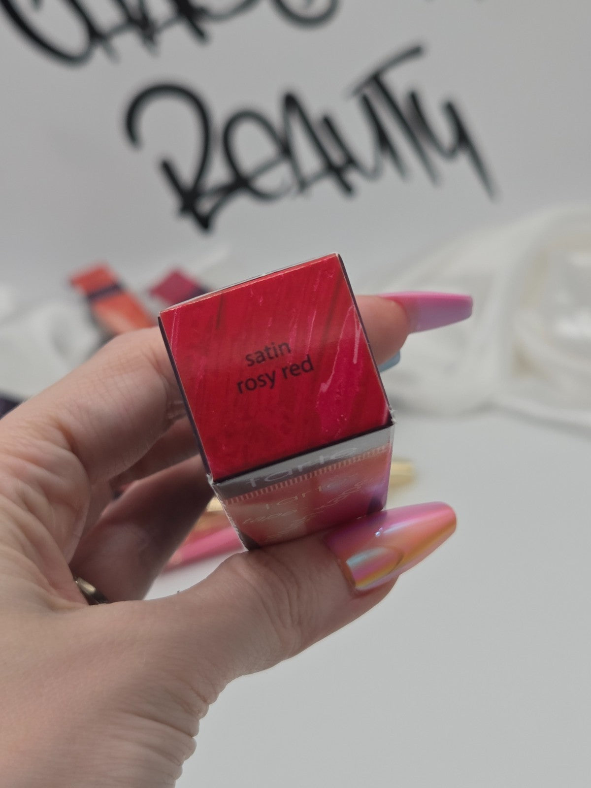 Liquid Blush Tape Full Size – 0.4 oz / 11.3 g (Shade Conf. Varies)