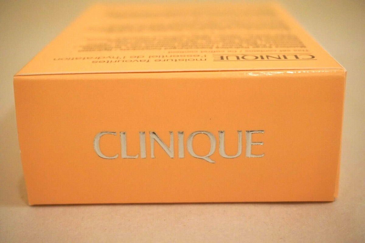 Clinique Moisture Surge Skincare Gift Set - Hydrating Face Spray & Lip Balm