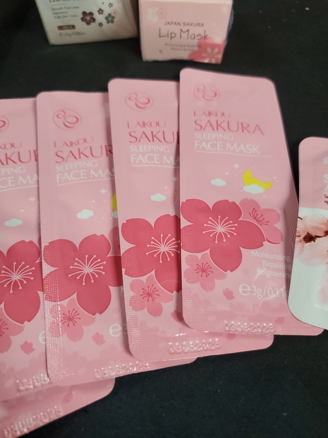 Sakura Women's Beauty Gift Set - Skin Care Lotion Serum Masks & More, 25 Pieces